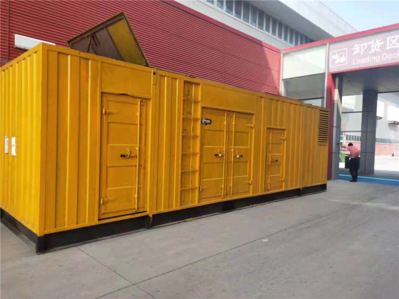 二七国内外发电机组租赁合同在明确设备维护责任方面有哪些不同做法？